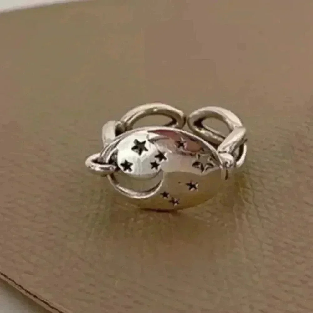 Sterling Silver Moon Star Chain Link Ring
Brand New - Picture 5 of 6